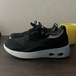 Cherokee infinity shoes. Brand new, worn once.